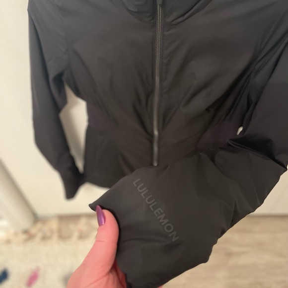 Lululemon SOFTMATTE INSULATED JACKET Black sz 4 NWT - Picture 14 of 15
